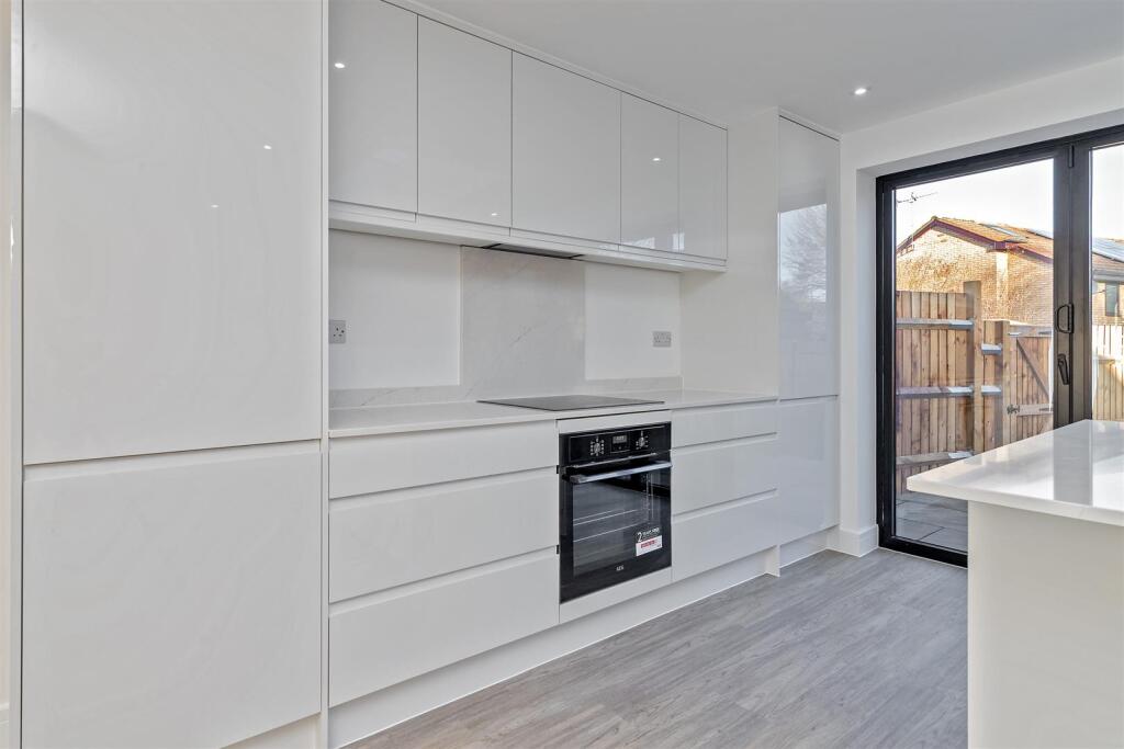 Additional image 7 of Chiltern Road, Marshalswick, St. Albans