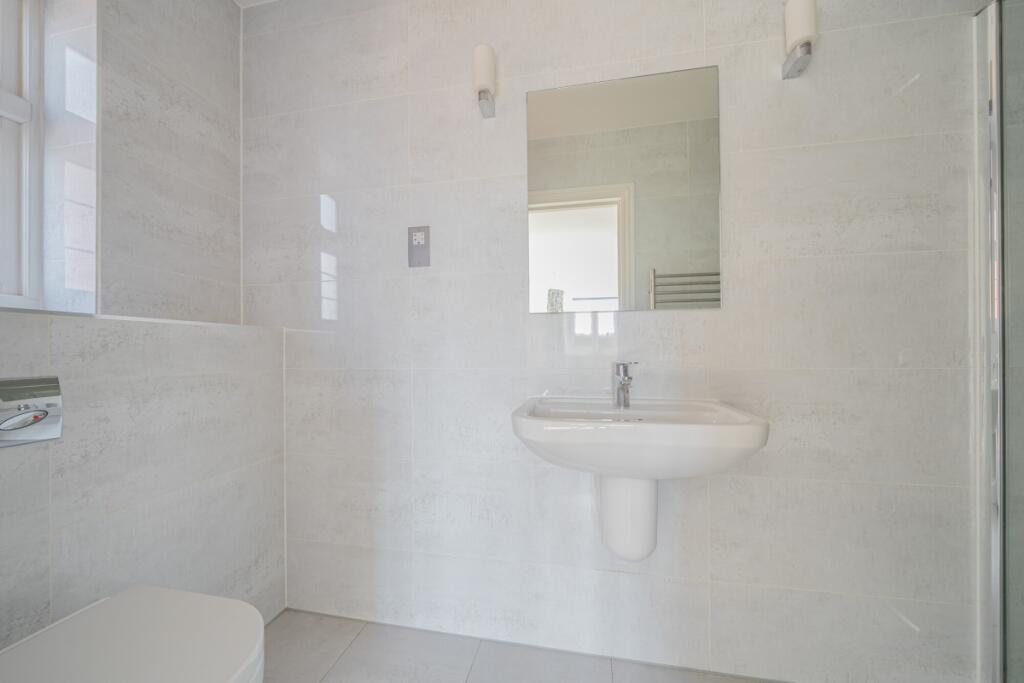 Additional image 14 of Bowers Way Harpenden AL5