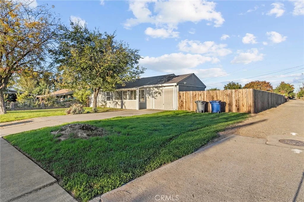 Additional image 4 of 817 T Street, Merced, CA 95341