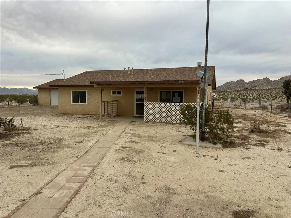 Additional image 3 of 38333 E End Rd, Lucerne Valley, CA 92356
