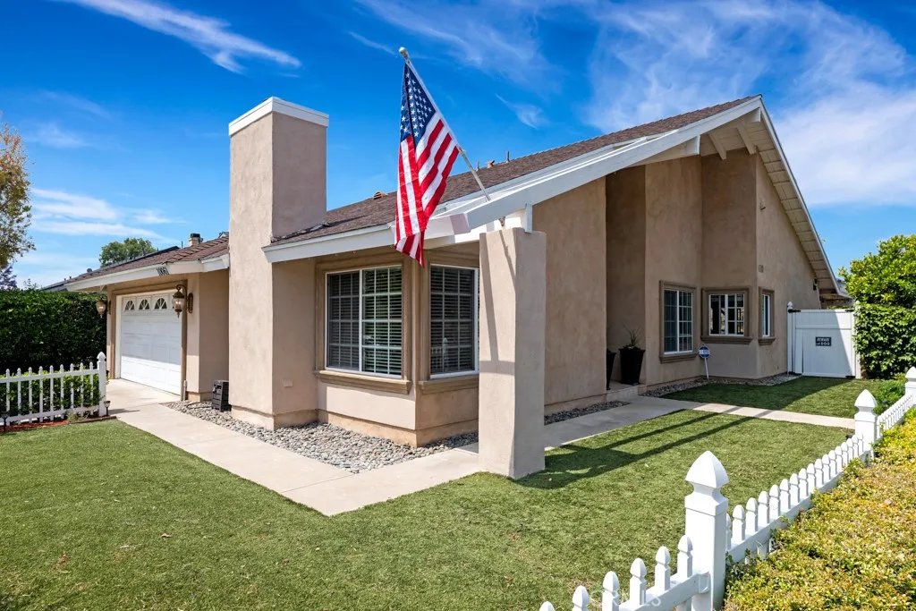 Additional image 2 of 10061 Cozycroft Ave, Chatsworth, CA 91311