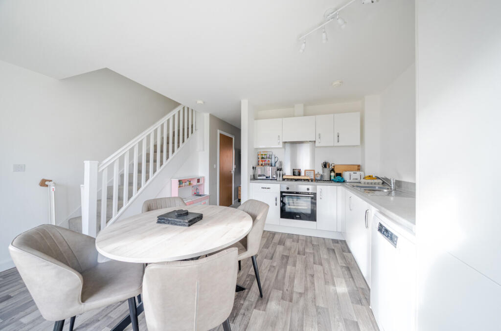 Additional image 10 of Claves Crescent, Welwyn Garden City, Hertfordshire