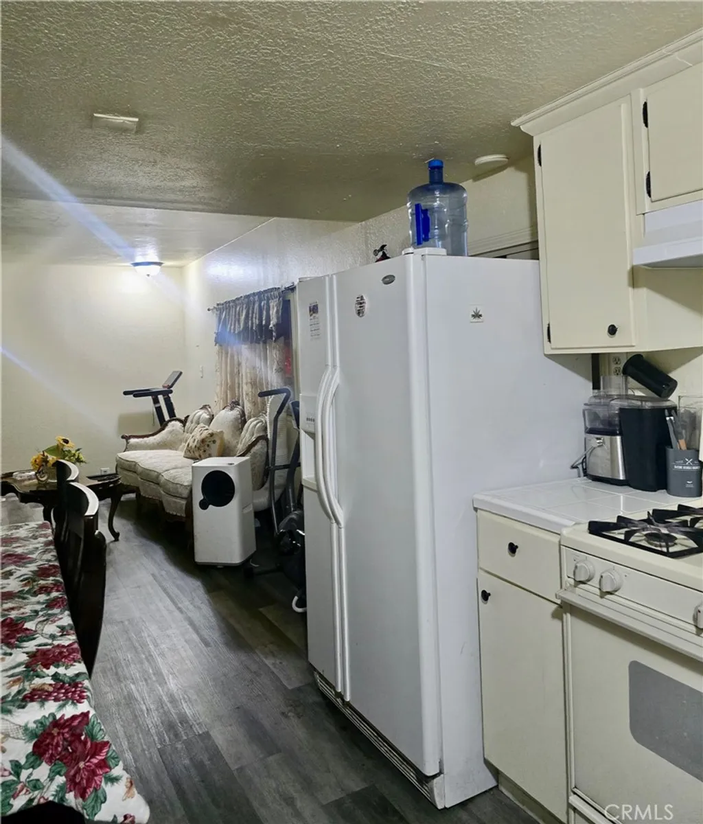 Additional image 4 of 16397 South D St Unit 38, Victorville, CA 92395