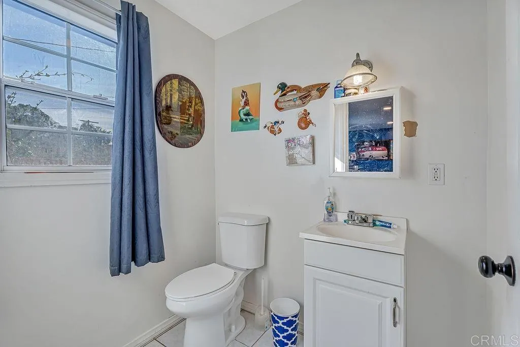 Additional image 80 of 927 S Eucalyptus Ave, Inglewood, CA 90301