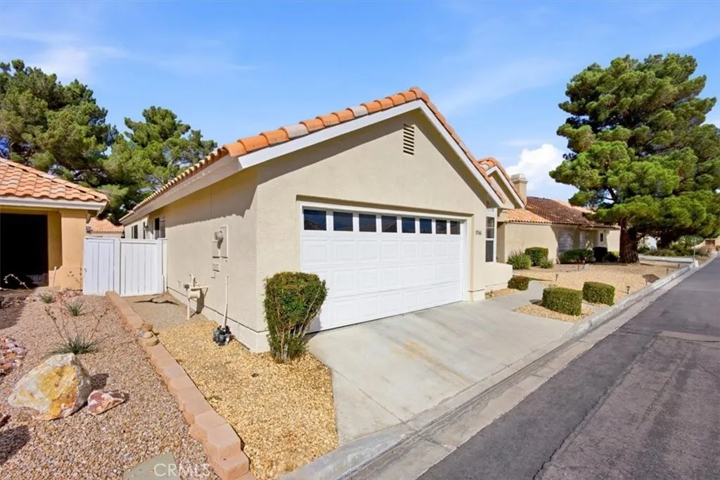Additional image 40 of 19146 Oak St, Apple Valley, CA 92308