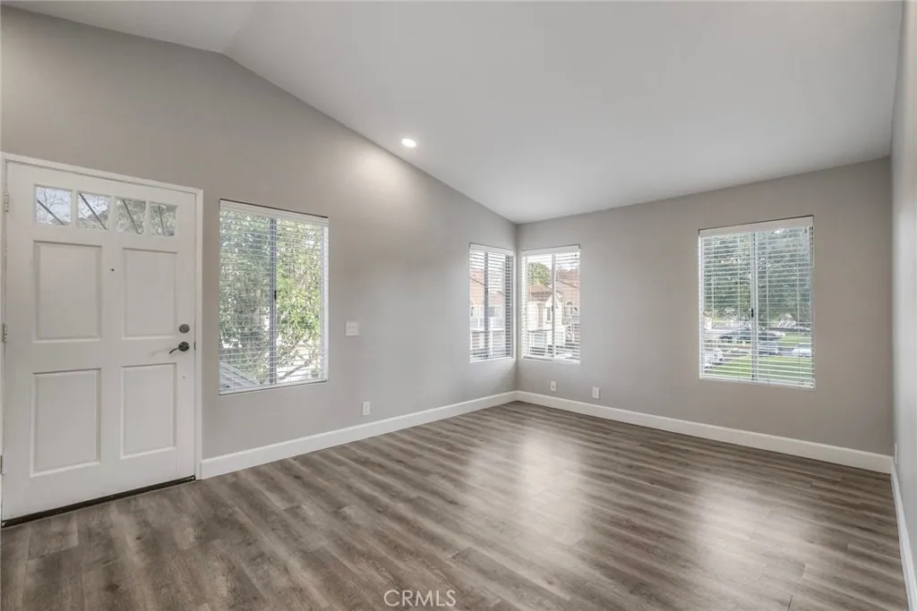 Additional image 9 of 733 Vista Grande Way, Oceanside, CA 92057