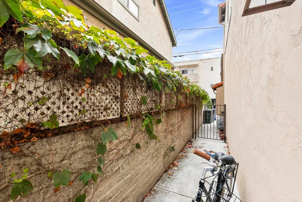 Property image for 535 F Avenue Unit 4, Coronado, CA 92118