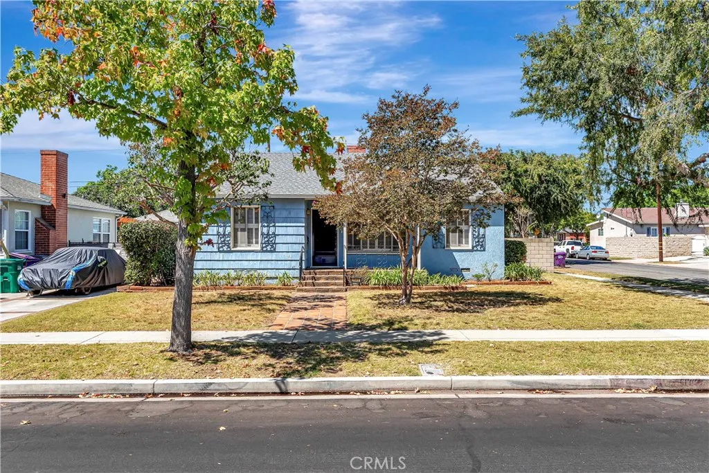 1949 Chatwin Avenue, Long Beach, CA 90815