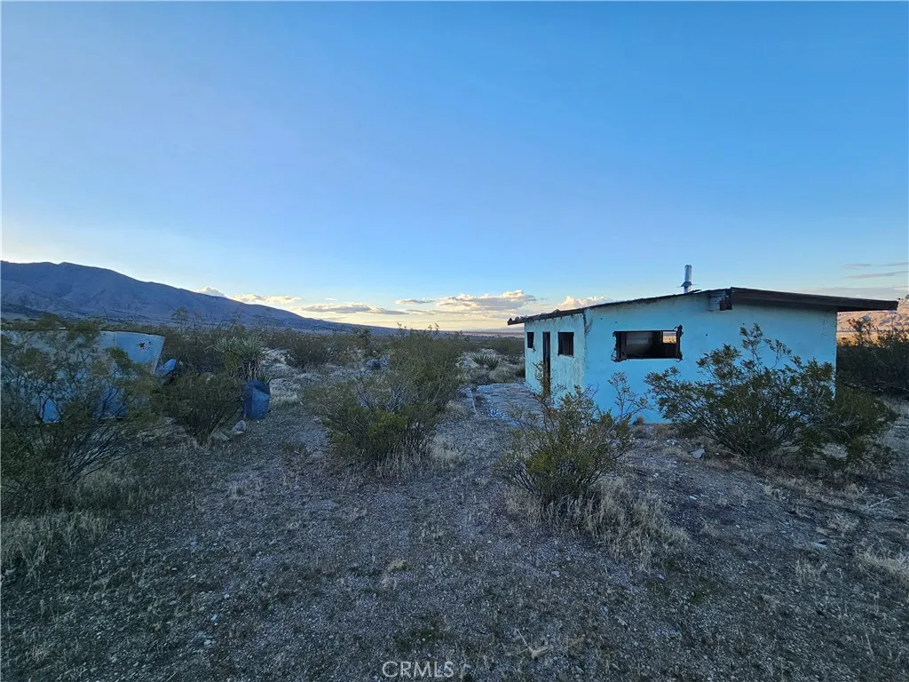 Additional image 13 of 411 Powerline Rd., Lucerne Valley, CA 92356