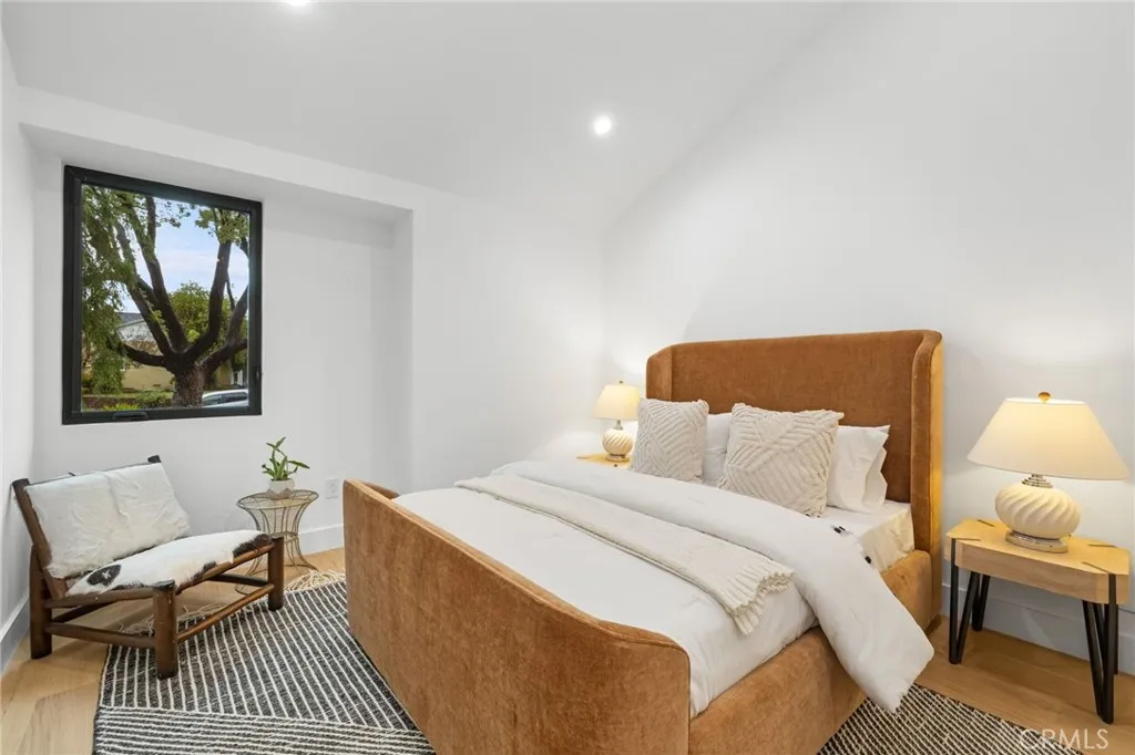 Additional image 73 of 742 Groton Dr, Burbank, CA 91504