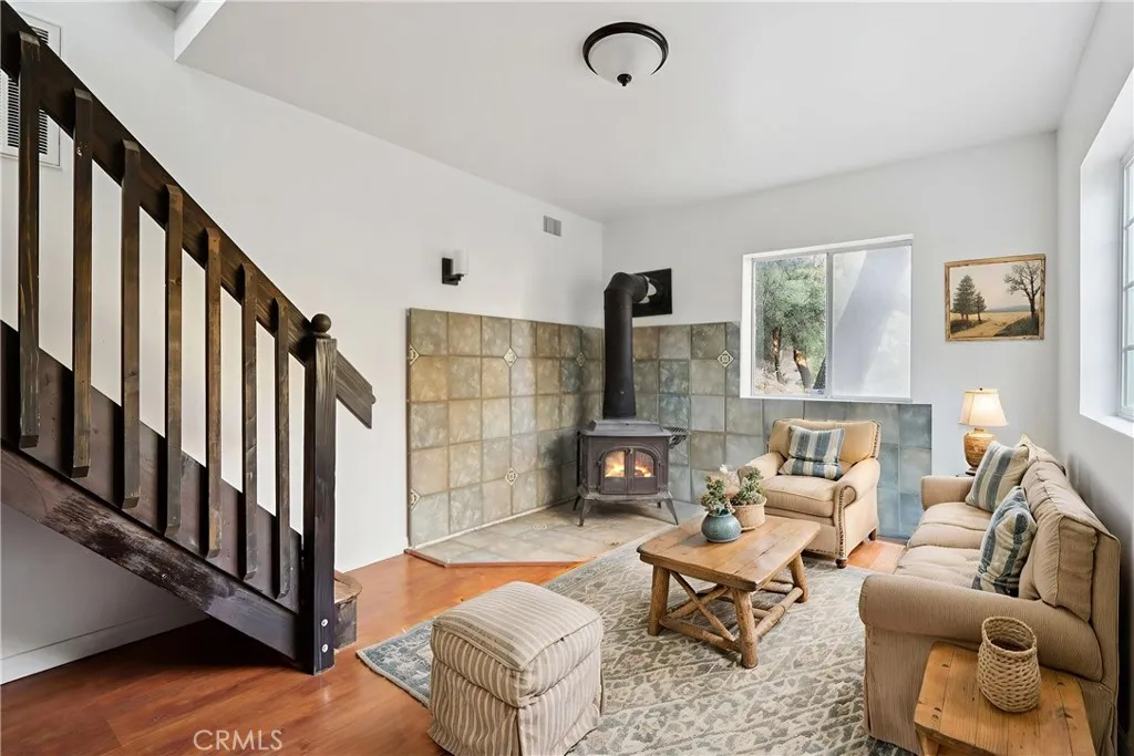 Additional image 6 of 5866 Robin Oak Drive, Angelus Oaks, CA 92305