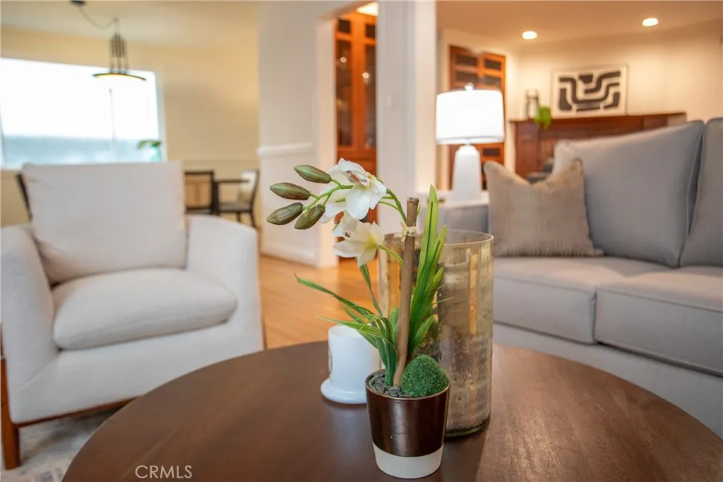 Additional image 8 of 842 Cornell Dr, Burbank, CA 91504