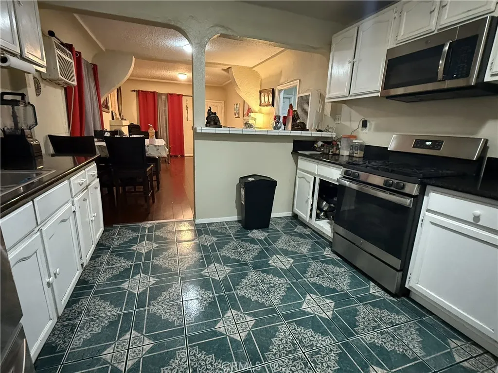 Additional image 10 of 1524 E 75th St, Los Angeles, CA 90001