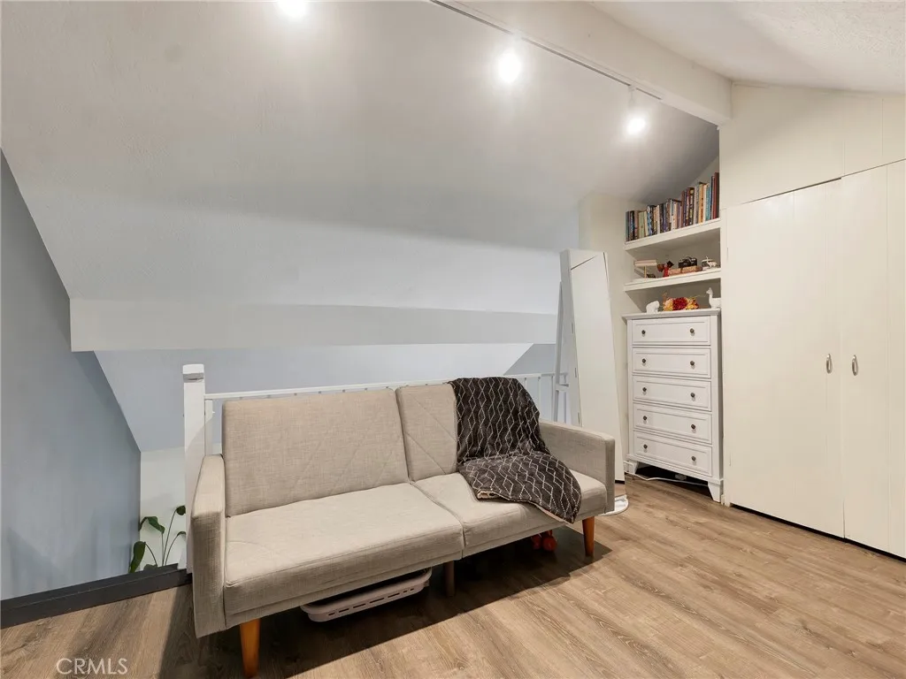 Additional image 24 of 7050 Shoup Ave #225, Canoga Park, CA 91303