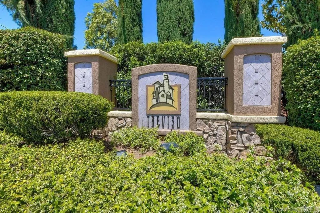 Additional image 30 of 34 Via Sovana, Santee, CA 92071