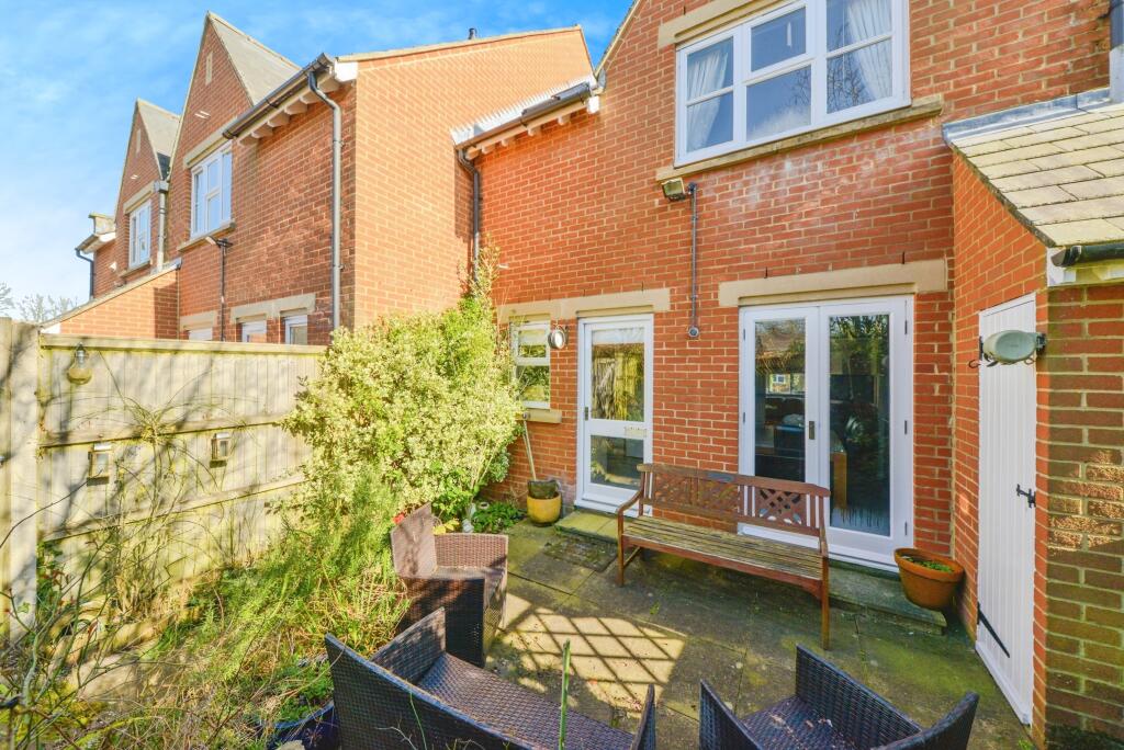 Additional image 14 of Ottway Walk, Welwyn, AL6