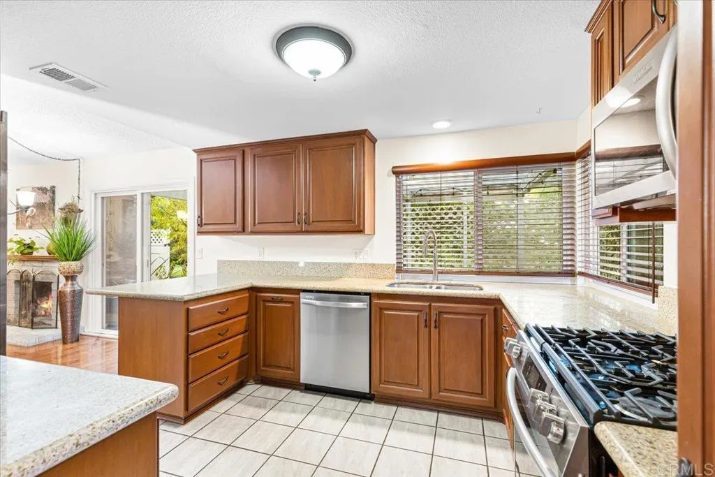 Additional image 13 of 2520 Graystone Place, Spring Valley, CA 91977