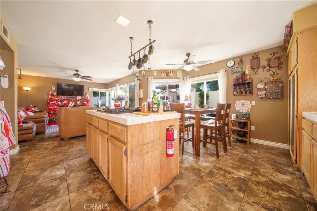 Additional image 71 of 28947 Glenrock Pl, Highland, CA 92346