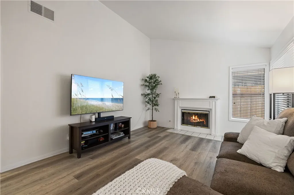 Additional image 8 of 26938 Terri Drive, Canyon Country, CA 91351