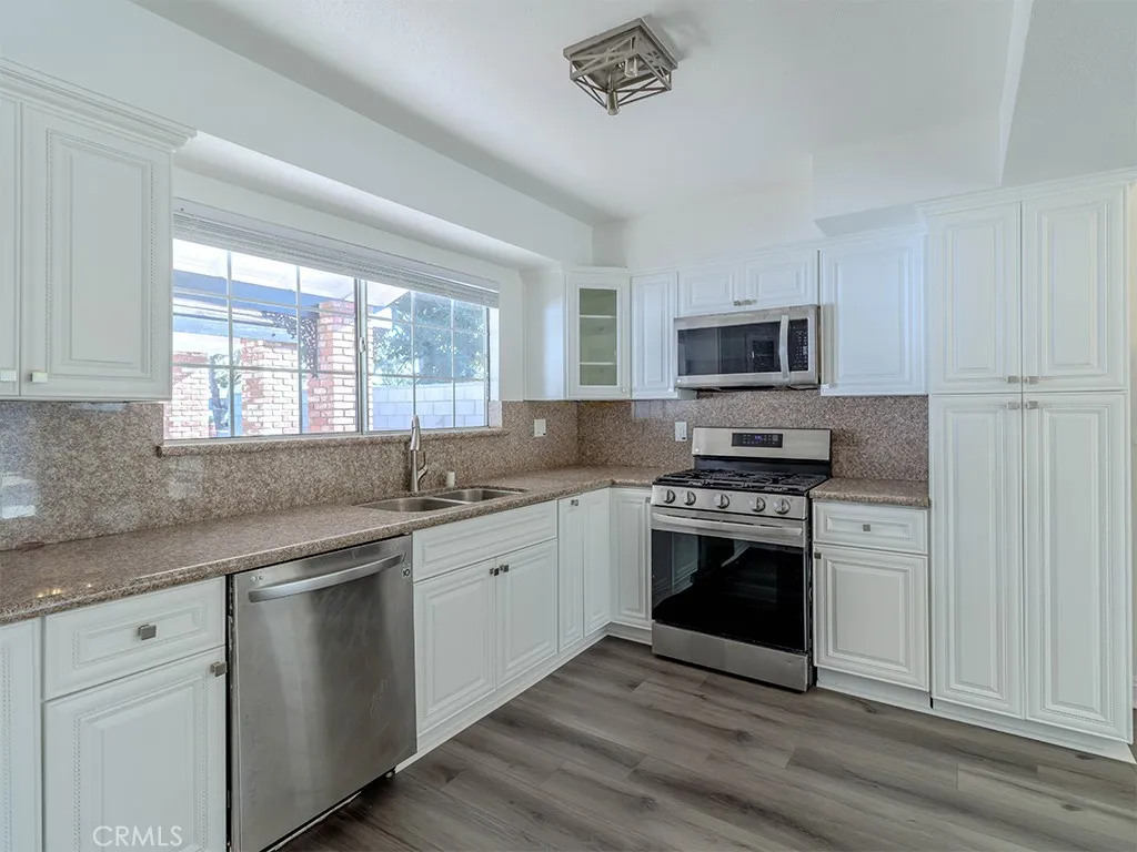 Additional image 8 of 510 S King St, Santa Ana, CA 92704