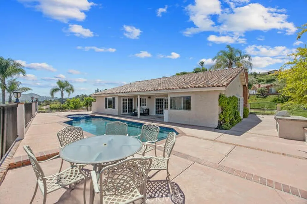 Additional image 16 of 2039 Channelford Road, Westlake Village, CA 91361