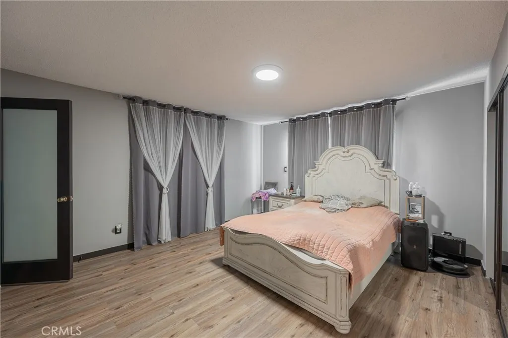 Additional image 67 of 16038 Hartland Street, Van Nuys, CA 91406