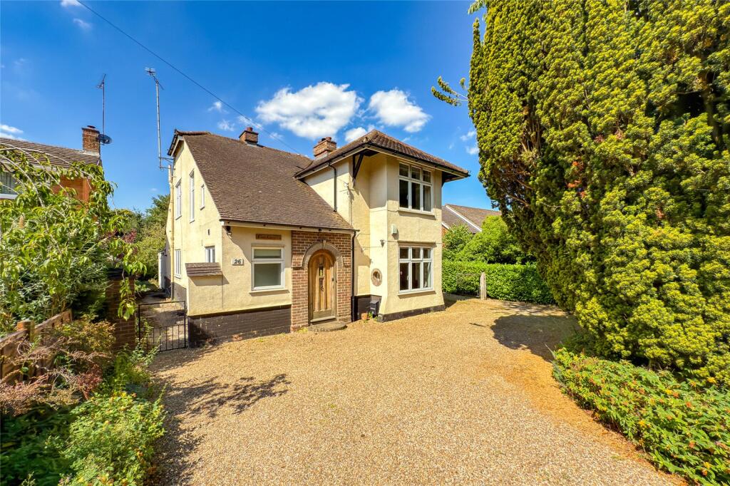 Roundwood Lane, Harpenden, Hertfordshire, AL5