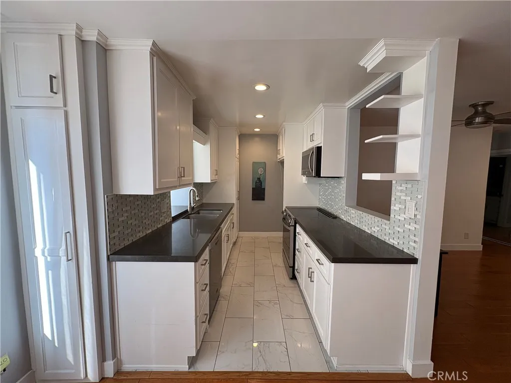 Additional image 36 of 5625 Sumner Way Unit 206, Culver City, CA 90230