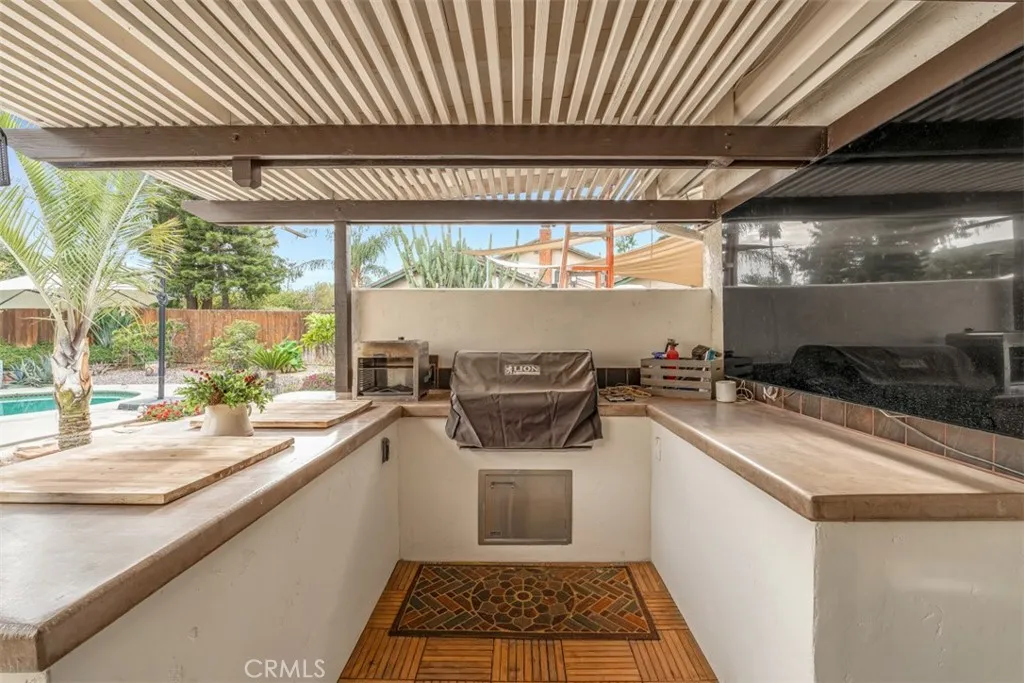 Additional image 112 of 5056 Windhill Dr, Riverside, CA 92507