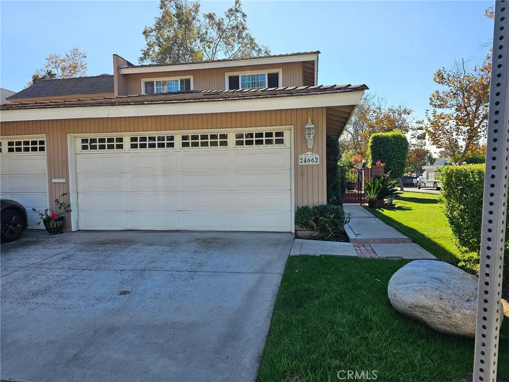 Property image for 24662 Toledo Ln, Lake Forest, CA 92630