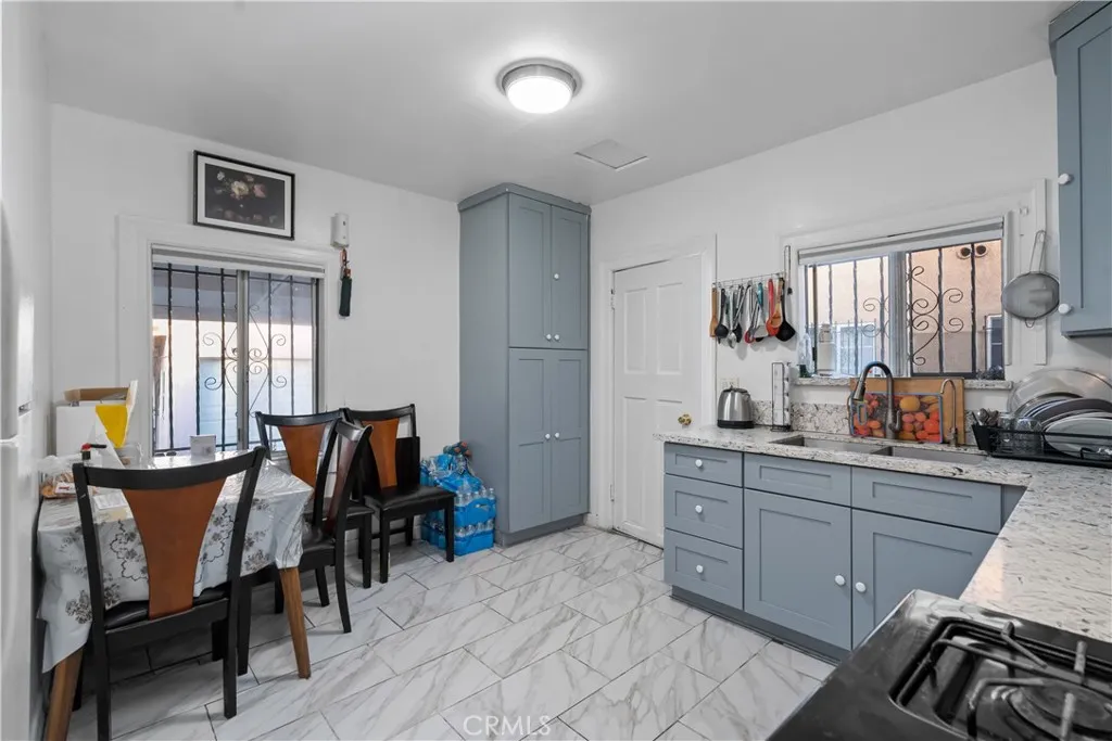 Additional image 8 of 641 W 108th St, Los Angeles, CA 90044