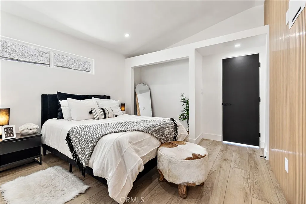 Additional image 39 of 530 W Cypress St, Compton, CA 90220