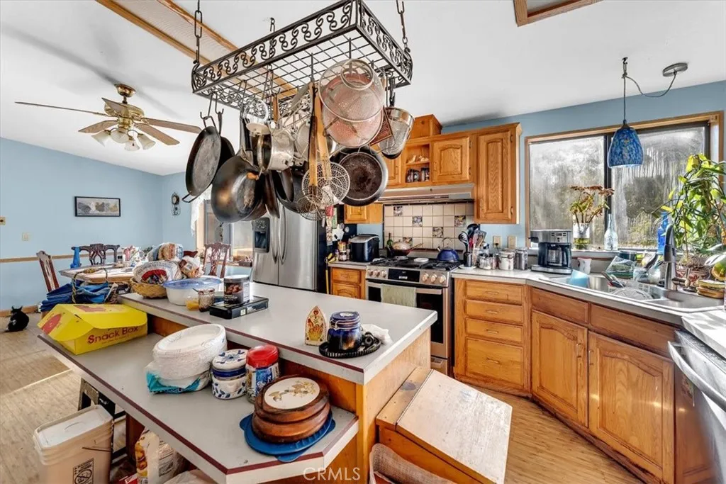 Additional image 85 of 22319 O, Corning, CA 96021