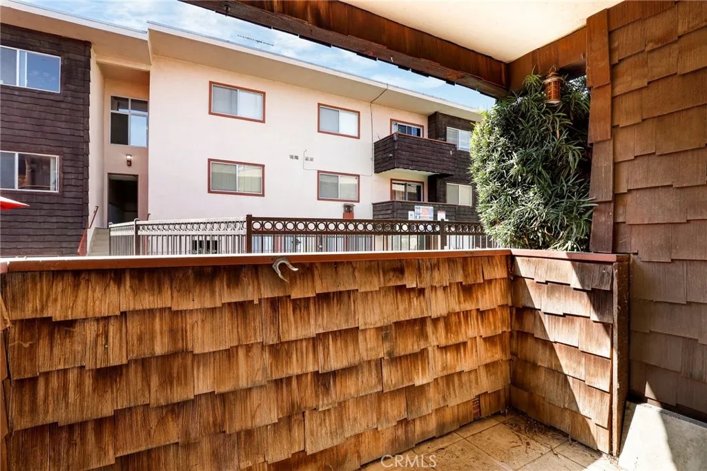 Additional image 45 of 5403 Newcastle Avenue Unit 28, Encino, CA 91316