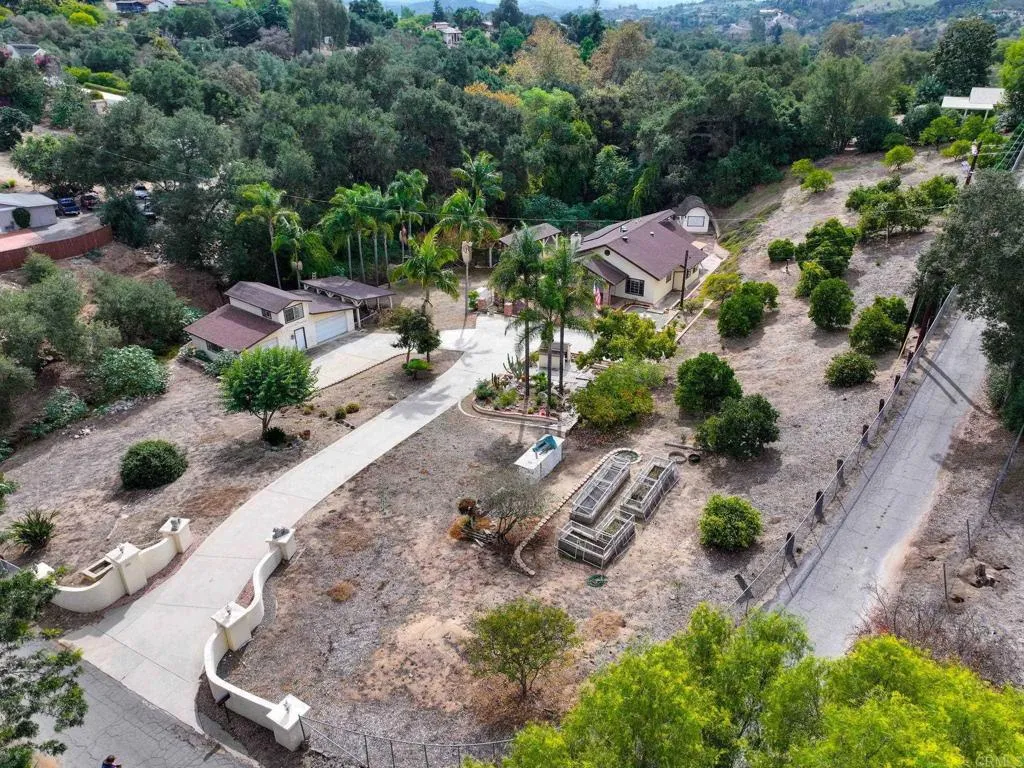 Additional image 49 of 2573 Los Alisos S, Fallbrook, CA 92028