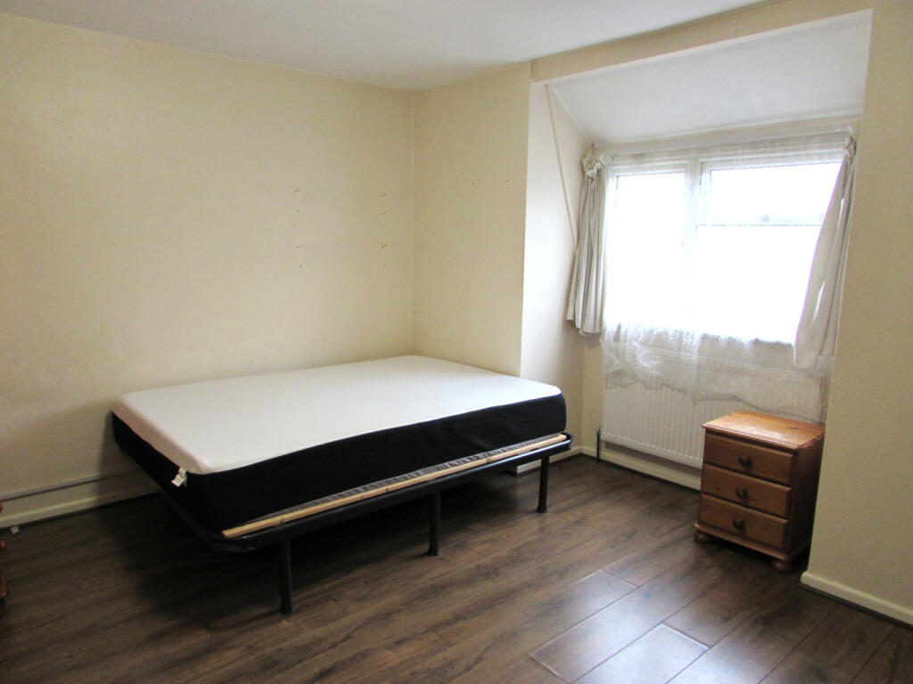 Additional image 5 of Blackthorne Close, Hatfield, AL10