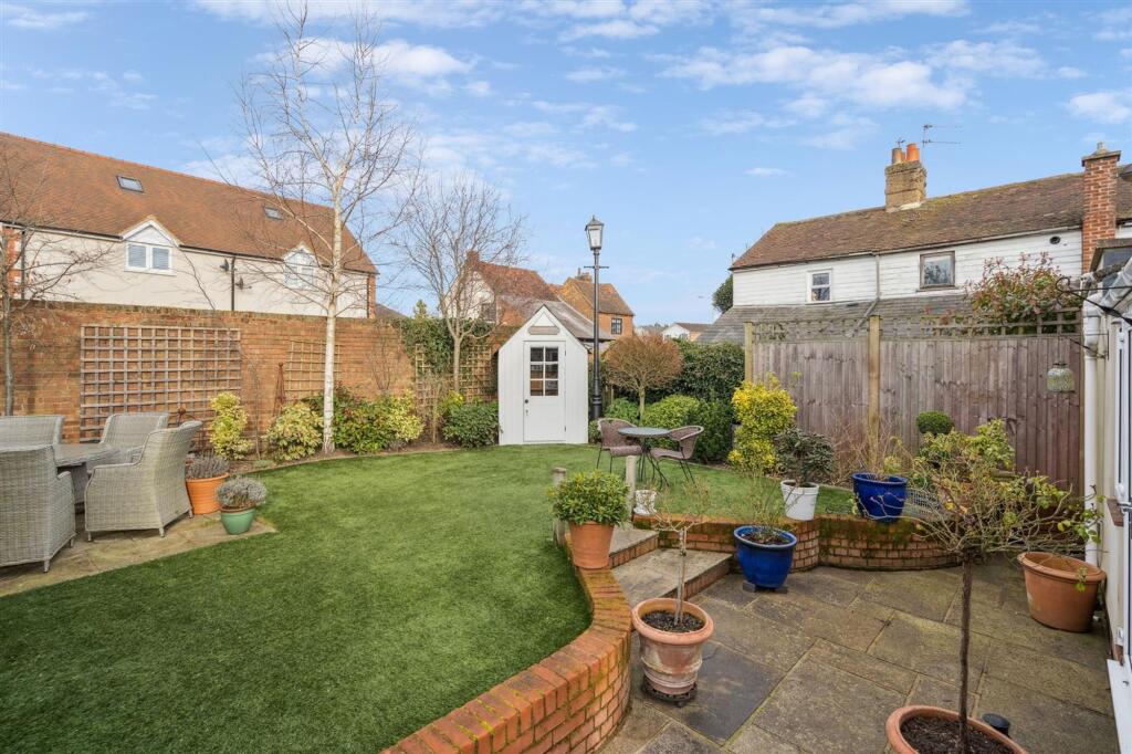 Additional image 28 of Coursers Road, Colney Heath, AL4