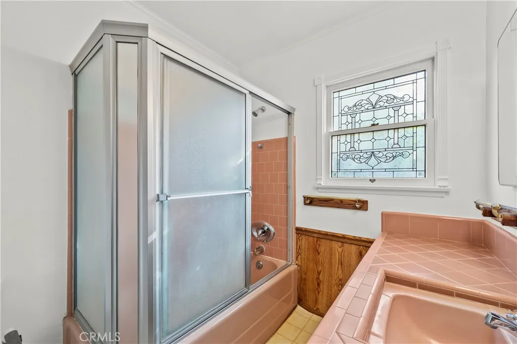 Additional image 54 of 24422 Valley St, Newhall, CA 91321