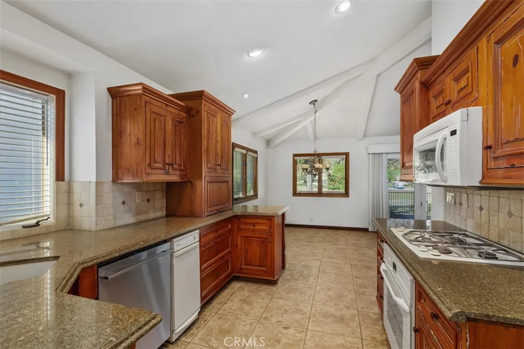 Additional image 57 of 38285 Oaktree Loop, Murrieta, CA 92562