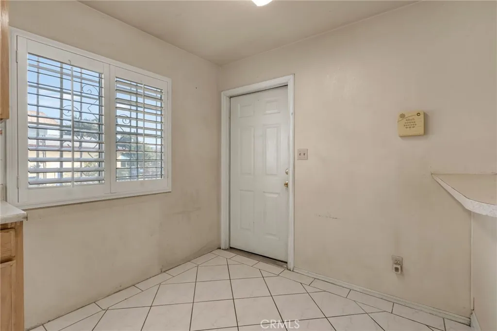 Additional image 12 of 323 E 102nd St., Los Angeles, CA 90003