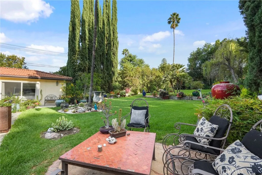 Additional image 127 of 18760 Wells, Tarzana, CA 91356