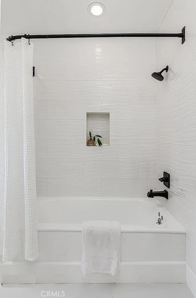 Additional image 52 of 977 N Hill Avenue, Pasadena, CA 91104