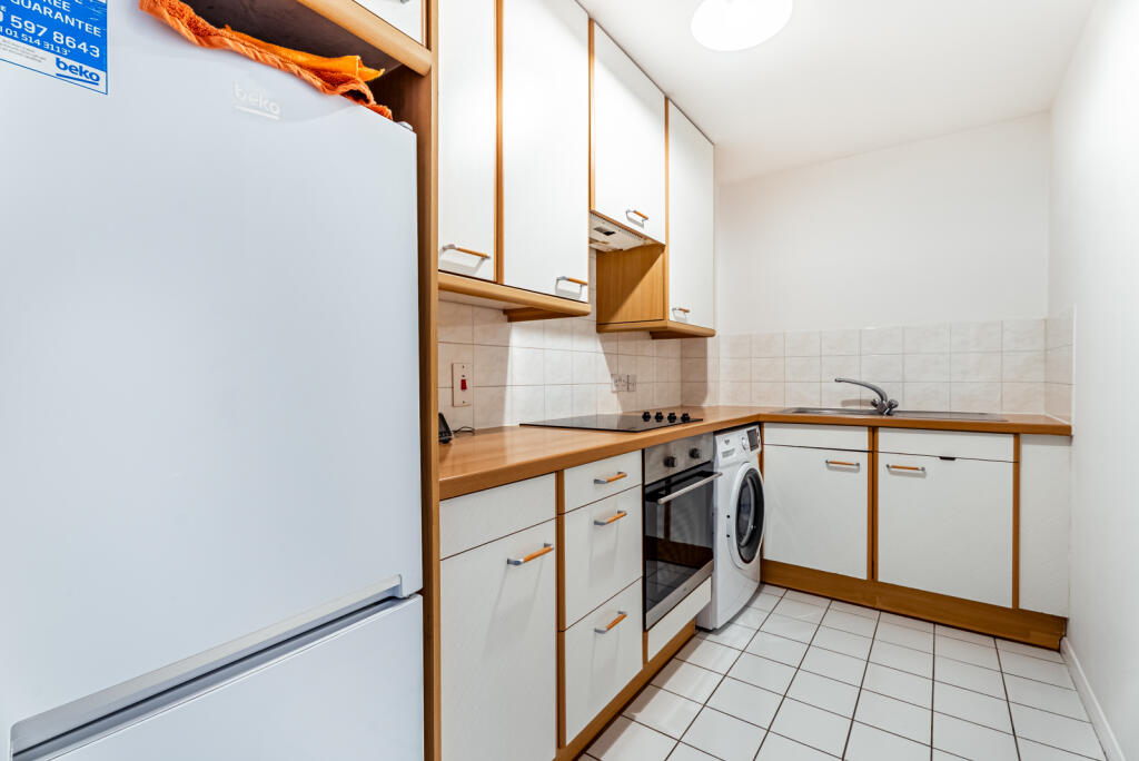 Additional image 3 of Greenwich Court, Parkview Close, St Albans, Herts, AL1