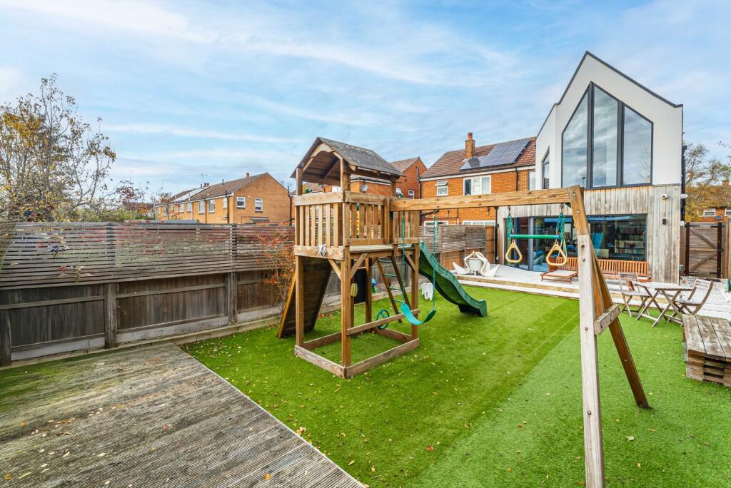 Additional image 24 of Nelson Avenue, St. Albans, Hertfordshire, AL1