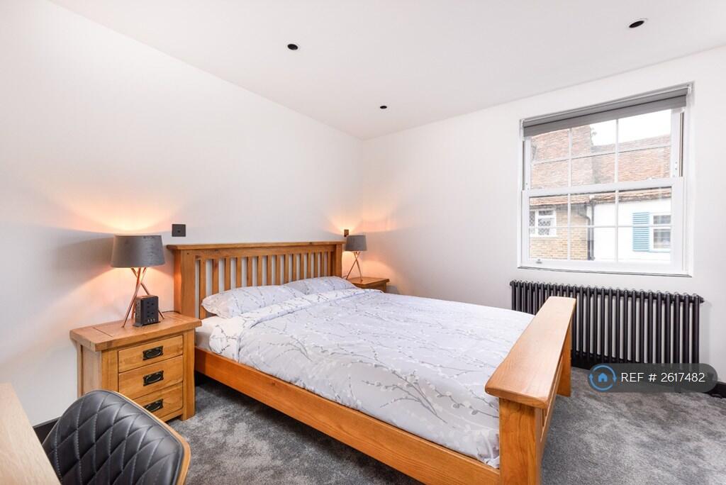 Additional image 15 of High Street, Redbourn, AL3