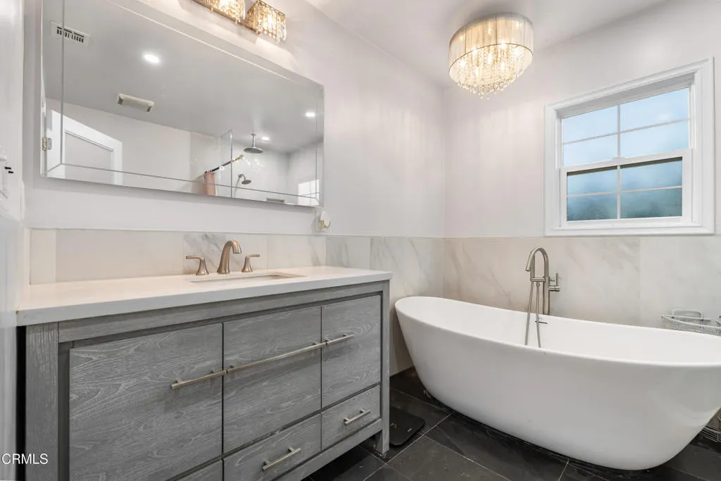 Additional image 21 of 17350 Osborne Street, Sherwood Forest, CA 91325