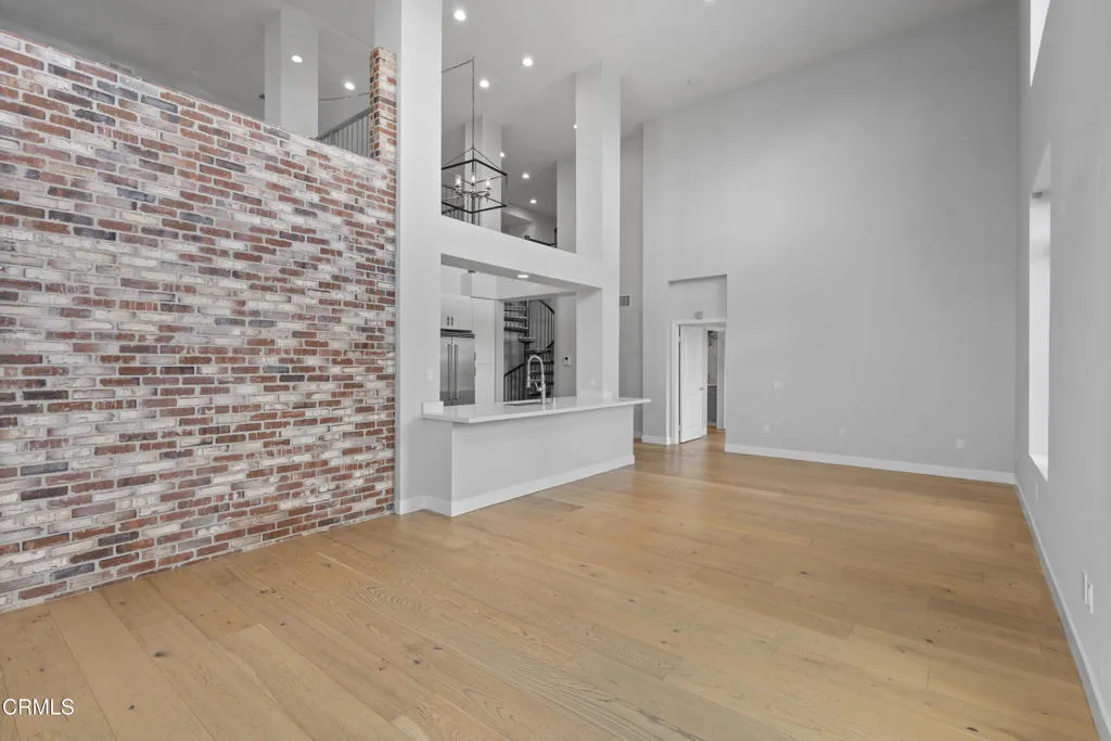 Additional image 18 of 1901 Victoria Avenue Unit 204, Oxnard, CA 93035