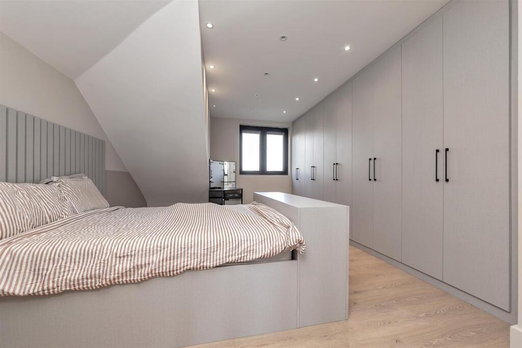 Additional image 31 of South Riding, Bricket Wood, St. Albans