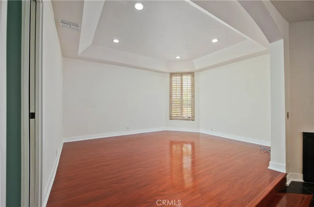 Additional image 9 of 5333 Zelzah Avenue Unit 102, Encino, CA 91316