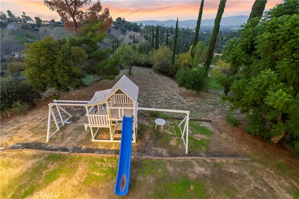 Additional image 139 of 4651 Ellenita Ave., Tarzana, CA 91356